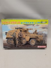 Dragon 6425 1:35 SdKfz 250/8 w/7.5cm K51 L/24 Half-Track Armored Sealed Parts