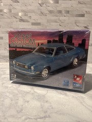 Super Nice AMT Street Custom 1/25 1977 Ford Mustang II Model Kit 2005 Sealed