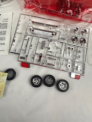 Monogram 1995 Issue- 1957 Chevy Hardtop 1/24 Plastic Model Kit #2225 Sealed Bags