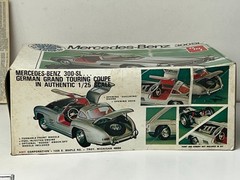 AMT T412, 1955 Mercedes Benz 300SL Gullwing Model Kit with Box