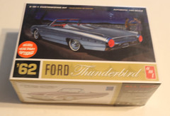 AMT 62 Ford Thunderbird Stock or Custom 2 in 1 Kit # 682 Factory Sealed Model