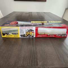 AMT 1/25 Fruehauf Tanker SHELL Semi Trailer – Plastic Model Truck Kit #918/06