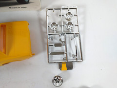 Triumph TR7 Wedge Monogram 1:24 Model Kit # 2105 Parts Lot