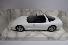 (4) AMT Ertl 1/25 Corvette Dealer Promo 1995 1997 Sting Ray III Pace Car B21