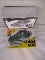 AMT Street Rods 1939 Ford Tudor Sedan 1/25