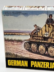 ESCI 8010 Marder III German Tank Destroyer WWII 1:72 Scale Plastic Model Kit