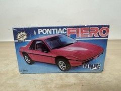 Vintage 1983 MPC PONTIAC FIERO 1/25 Scale Model Car Kit #1-0883 – NEW SEALED