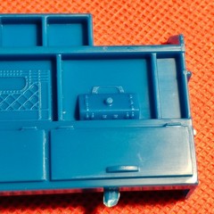 Radio Station Equipment 1977 GMC Van 1:25 scale model car part Revell