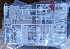Revell Shelby Cobra 427 S/C 1/24 scale open kit sold as parts