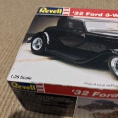 REVELL 32 FORD 3 WINDOW COUPE MODEL KIT 1:25 85-7605 Never Built
