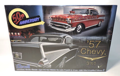 Revell ’57 Chevy Hardtop 3 ‘n 1 50th Anniversary w/ ’50s Jukebox Pin, NEW in Box