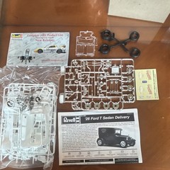 Revell ’26 Ford T Sedan Delivery Model Kit 1:25 Plastic Unassembled 2982