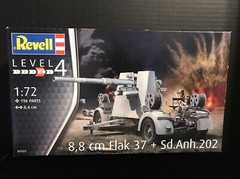 REVELL 03325 8,8 Cm FLAK 37. +Sd.Anh.202 MODEL KIT-NIB-1:72 SCALE