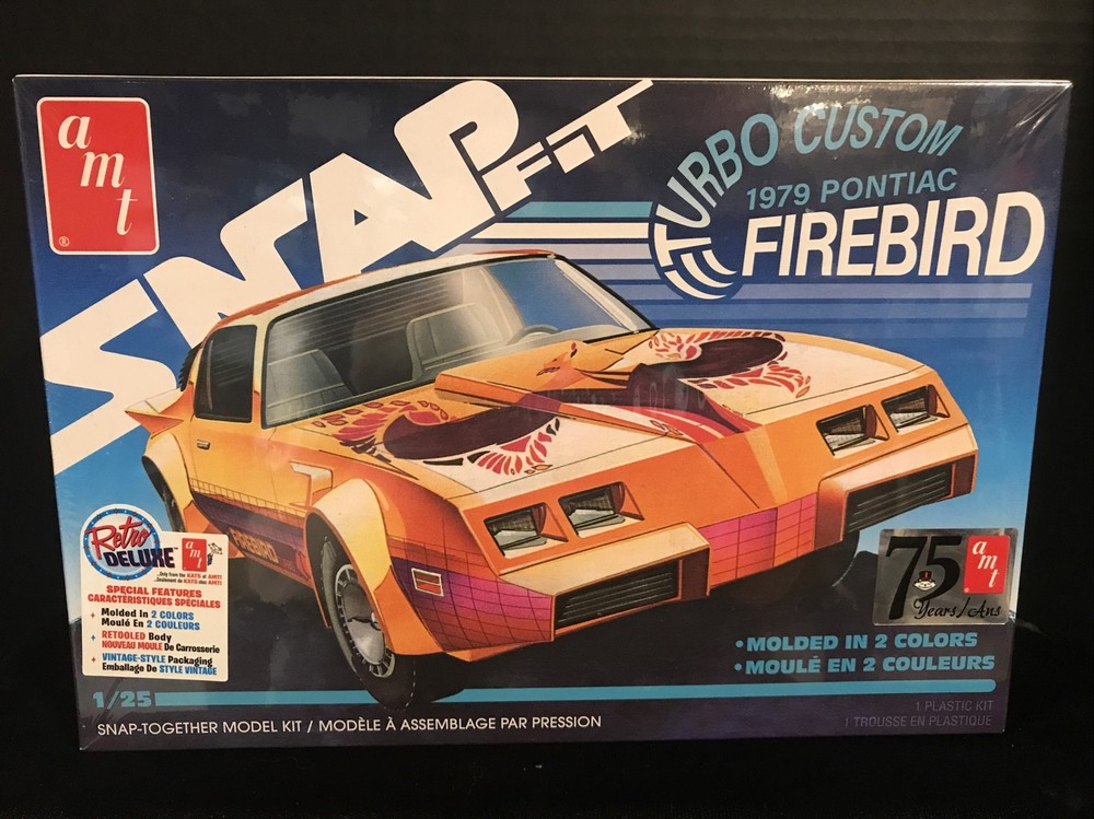 AMT 1211M/12 SNAP FIT 1979 PONTIAC FIREBIRD MODEL KIT- NIB-1/25 SCALE