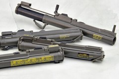 TomyTec Little Armory 1/12 LA106 M72LAW Anti Tank RPG Shoulder Plastic Model Kit