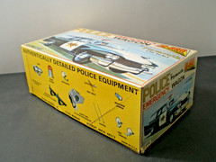 Johan Vintage 1/25 1960 Plymouth Police Emergency Wagon Open Complete C-5100