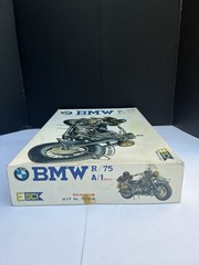 ESCI 1/9 BMW R/75 A/1 Solo #7008 Vintage Motorcycle Model Kit 1975