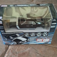 Classic Metal Works Hot Rod Magazine 1:24 ’70 Mustang Boss 302 Model Kit