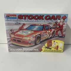 Monogram 1990 Stock Car Heinz Pontiac Grand Prix 1:24 Model Car Kit New Sealed
