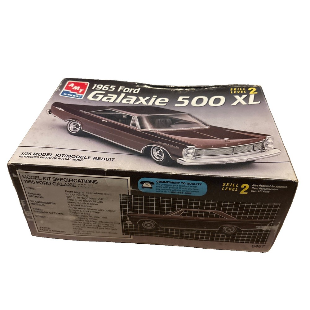 1965 Ford Galaxie 500 XL Plastic AMT 6467 Model Kit 1:25 Scale Never Built