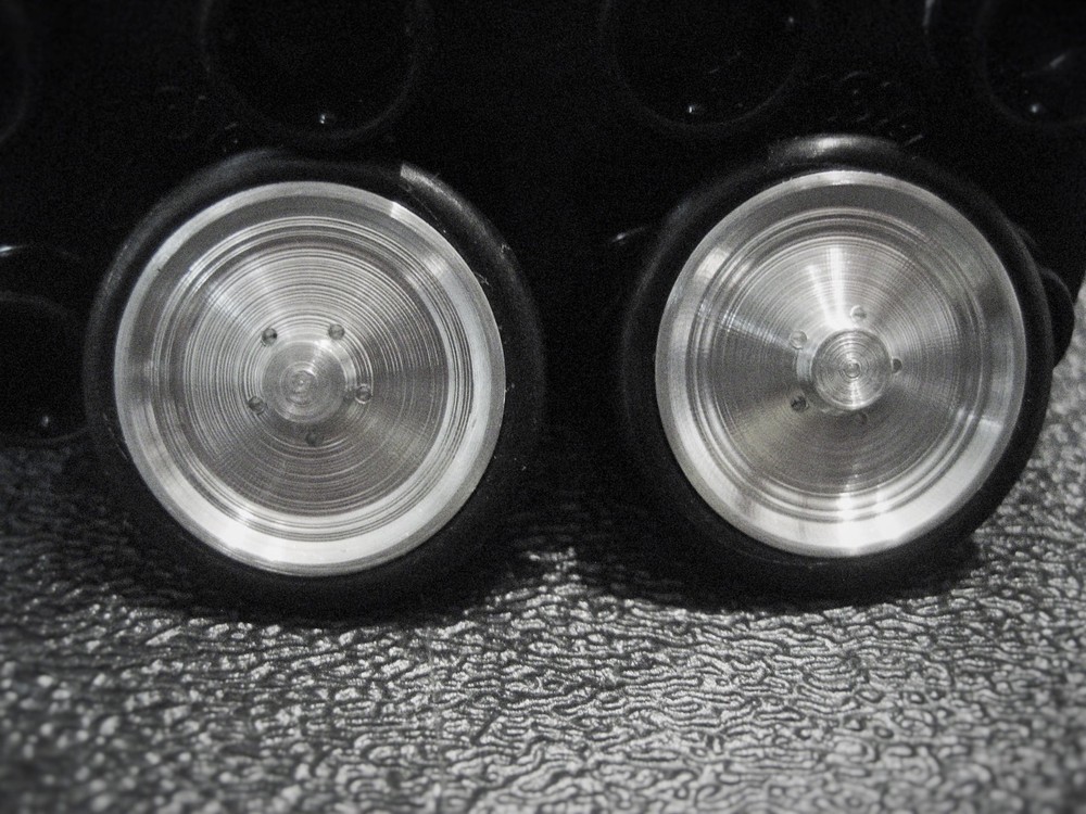Scale Repro’s Plus 8004 1/24,1/25 scale Top Fuel Front Wheels/ 0 Hole cluster