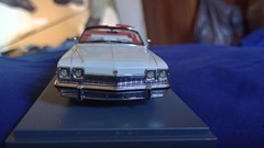 Neo Scale Models 1/43 1974 Buick LeSabre Convertible #44121 White and red
