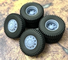 Resin 1/24 Scale: 26-inch “Alcoa Truck” Dually Wheels W/ Commercial Tires
