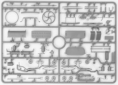 ICM 24042 – Benz Patent-Motorwagen 1886 – 1:24 Scale Model Kit