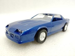 MPC 1:25 1987 Camaro Z-28 Blue Dealer Promo Car in Box