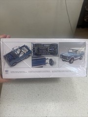 FORD BRONCO 1st GEN – 1/25 scale REVELL – SEALED – NEW – 85-4320