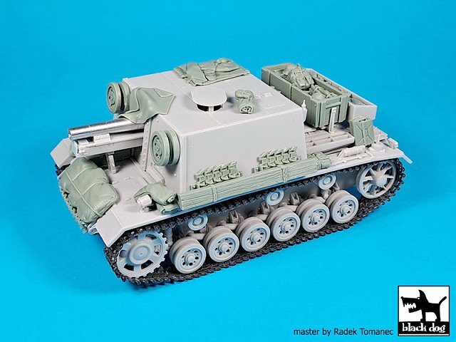 Black Dog 1/35 15cm s.IG. 33 auf Fgst.Pz.Kpfw.III (Sfl.) Stowage (Dragon) T35247