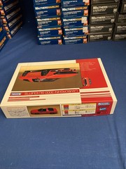 Lamborghini 3000 Silhouette Gunze Sangyo Model Kit 1-243