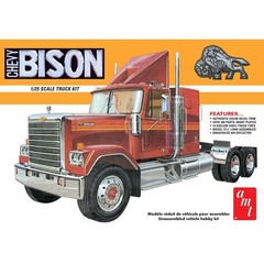 AMT Chevrolet Bison Conventional Tractor 125 AMT1390 Plastics Car/Truck