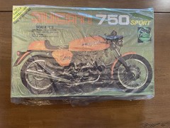 Protar Ducati 750 Sport 1:9 Plastic Motorcycle Model Kit Unassembled