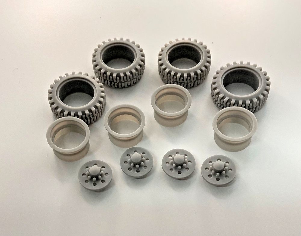 1/25 Scale 8 Lug Off Road Wheel Tire Set 33×12.50×20 High Detail Resin Parts