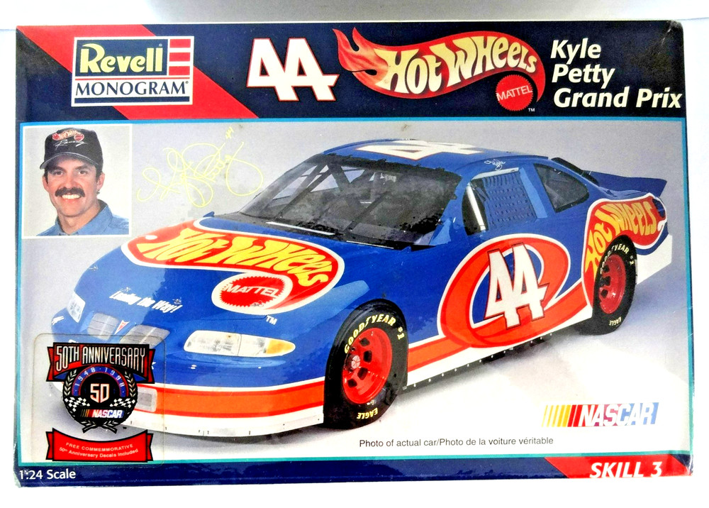 Revell Monogram NASCAR Kyle Petty #44 Hot Wheels Pontiac Grand Prix
