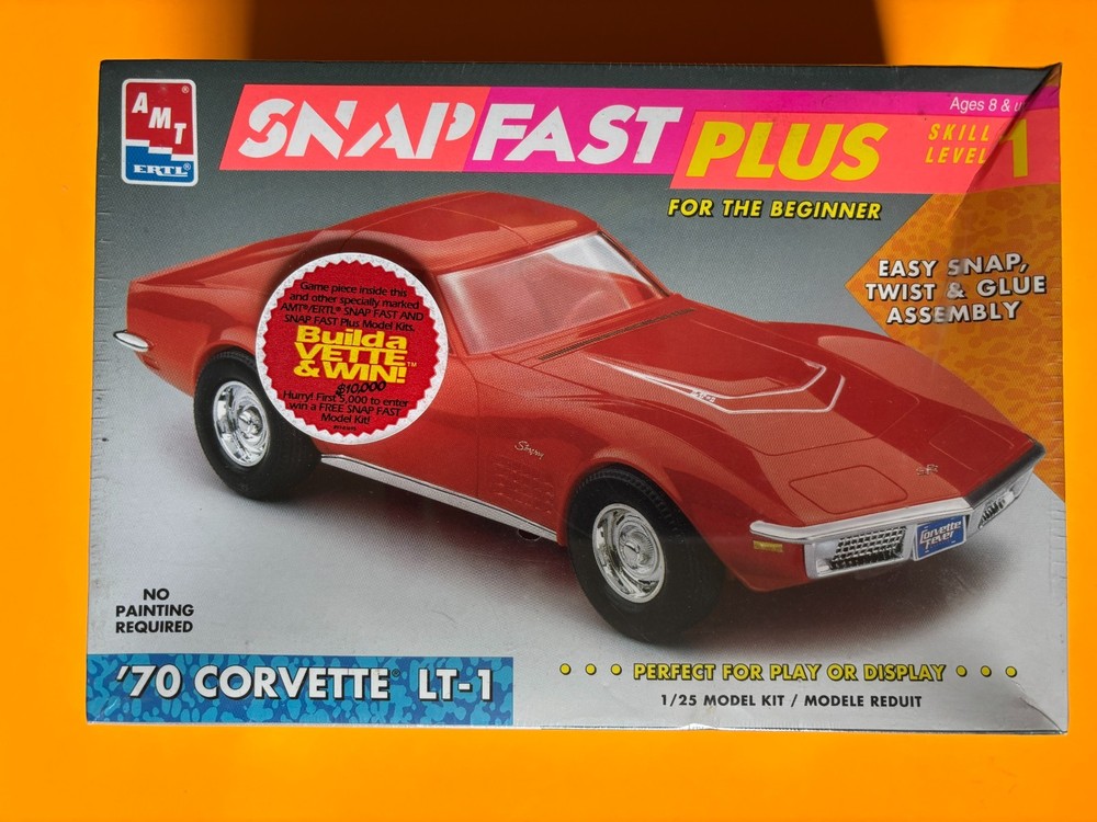 1970 CHEVROLET CORVETTE LT-1 MODEL KIT AMT ERTL 1/25 SCALE SNAPFAST PLUS NEW !!!