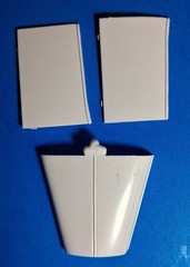 32 FORD SPEEDWAGON – CUSTOM FULL HOOD – REVELL 7606 – MODEL CAR KIT PARTS LOT