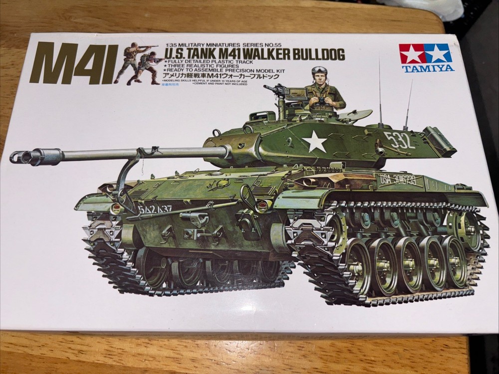 Tamiya Plastic Model US M41 Walker Bulldog Tank 1/35 #35055 Factory Sealed Parts