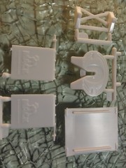 Mack R685ST 1/25 AMT big rig semi truck model part 5th wheel bulldog mud flaps