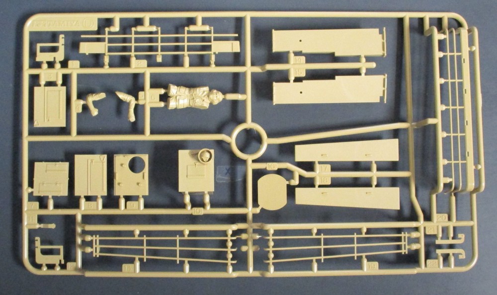 Tamiya 1/35th Scale M1A1 Abrams Ukraine – Parts Tree D from Kit No. 25216