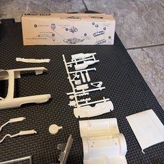 Vintage AMT 1968 Ford Thunderbird Car Model Kit W/Box