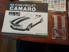 MPC ERTL ’69 Camaro SS 2 In 1 New Open Box Sealed Bags 1/25 Scale Model