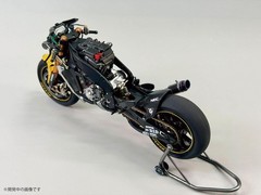 Platz BEEMAX 1/12 Yamaha YZR-M1 2007 item BX13002 from Japan New