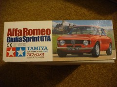 Tamiya Alfa Romeo Giula Sprint GTA 24188-2000 1/24 Scale Model Kit