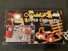 Snap-On Tools 1958 Chevrolet Corvette Die Cast Model Car Kit 1:18 Scale Red nib