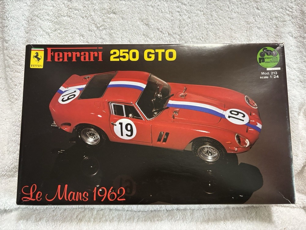 Protar Ferrari 250 GTO Red Transportation Model Kits Unassembled 213 And 205