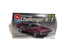 AMT/Ertl 1970 Dodge Challenger R/T Vintage 1994 1:25 Model Kit NEW SEALED #6466