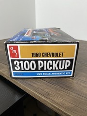 New AMT 1/25 Scale model 1950 Chevrolet 3100 Pickup Truck Union 76 New Open Box
