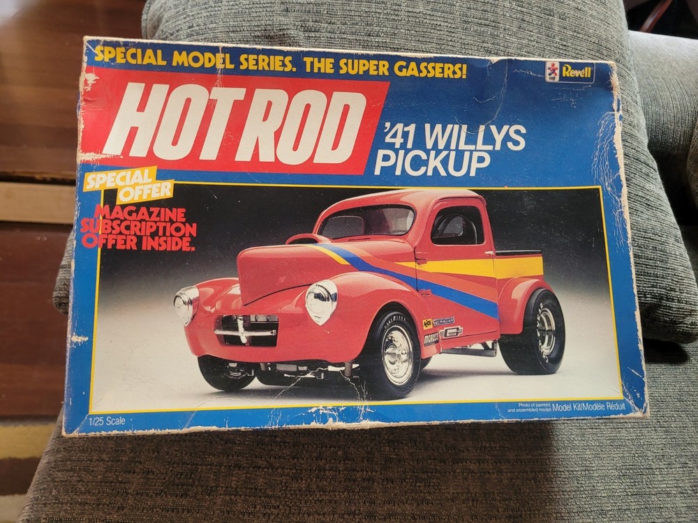 Vintage Revell 41 Wiilys Pickup HOT ROD Gasser 1/25 Scale Complete Unbuilt 7118